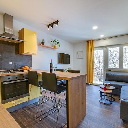 Apartment Niksa พูลา ภายนอก รูปภาพ